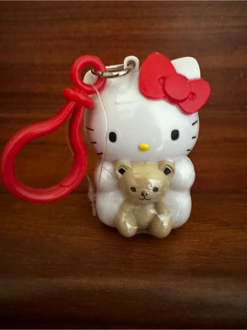 🚨 RARE OOAK!!VINTAGE Hello Kitty Keychain, bag charm, dispenser